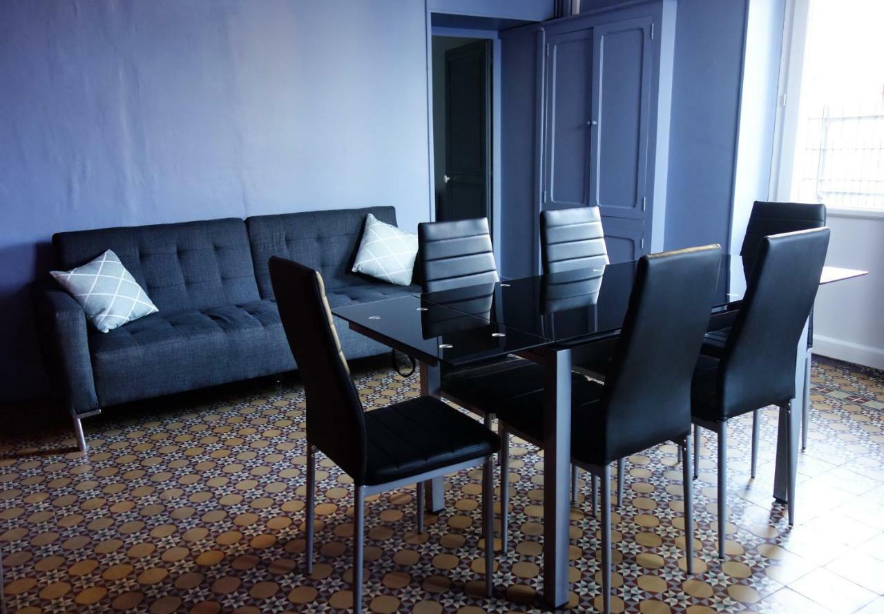 Appartement Complet 6 Personnes 80M2 , Centre Ville De Beaune Avec Parking Buitenkant foto